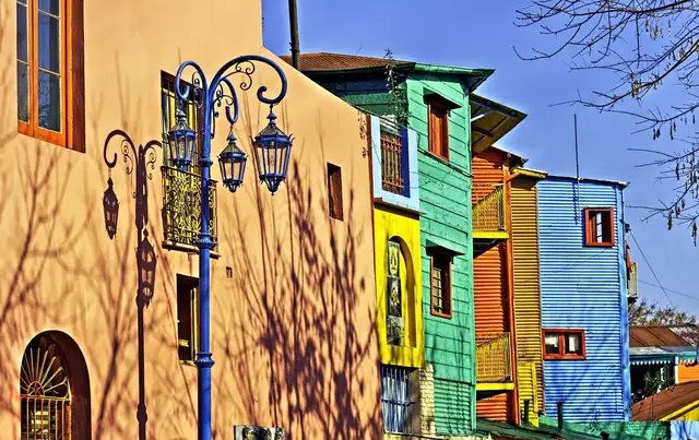 Casas coloridas do Caminito, em Buenos Aires